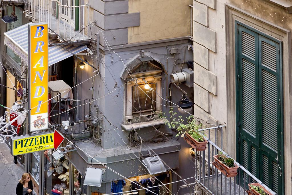 B&B Chiaia 32 Napoli Eksteriør billede