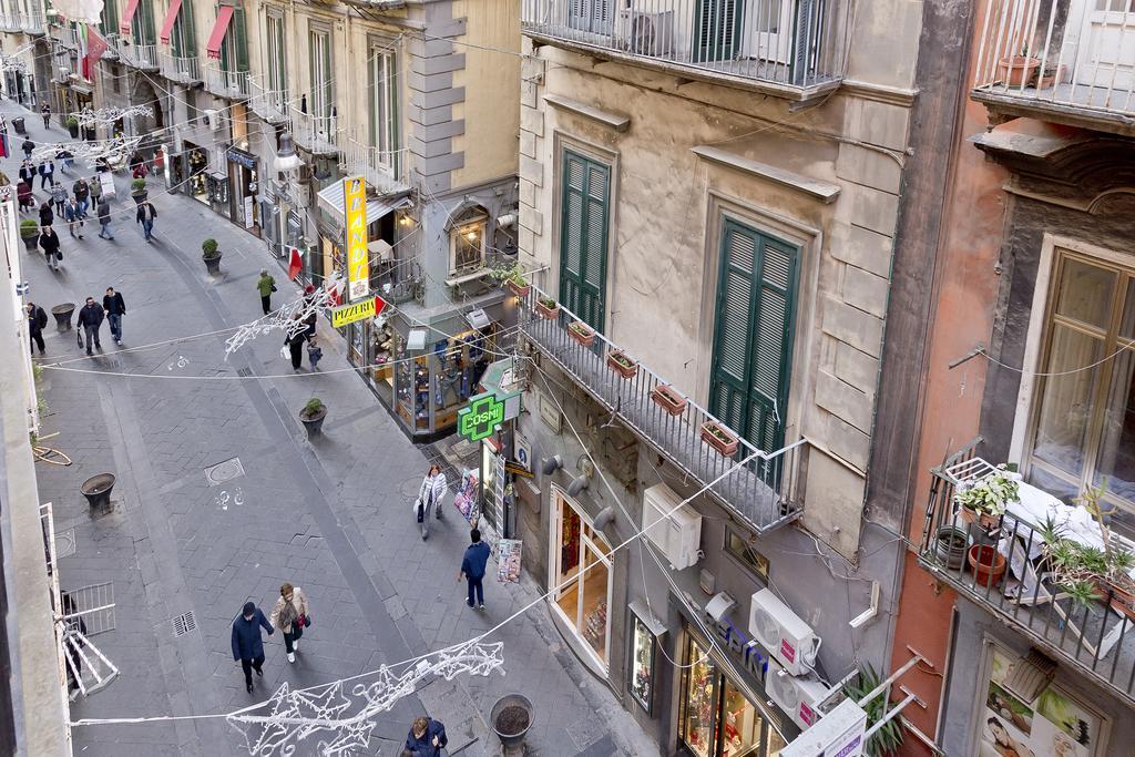 B&B Chiaia 32 Napoli Eksteriør billede