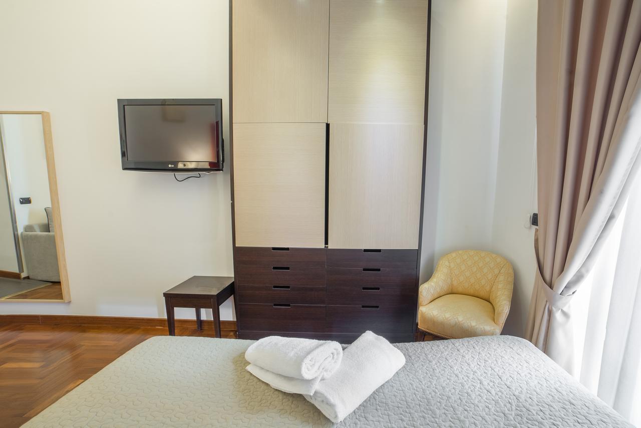 B&B Chiaia 32 Napoli Eksteriør billede